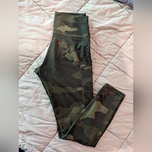 Aerie Offline The Hugger Leggings